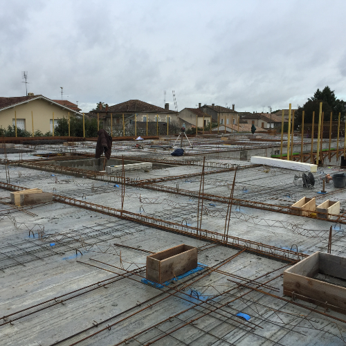 Travaux de terrassement et coulage de fondations pour constructions